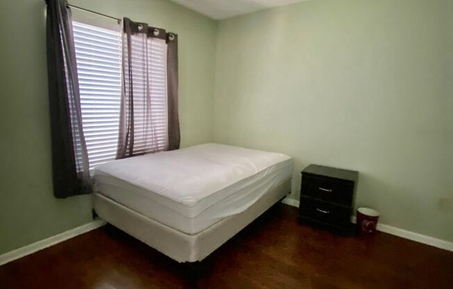 2 Bedroom 2 Bathroom Unit @ Park Circle