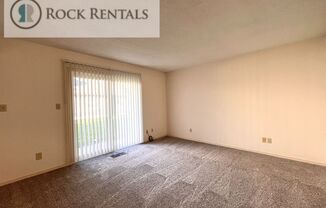 2 beds, 1.5 baths, $859, Unit Apt 3