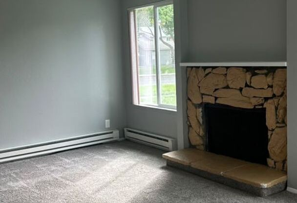 2 beds, 1 bath, 850 sqft, $1,550, Unit 1107 L7