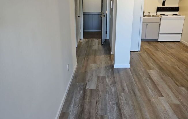 1 bed, 1 bath, 504 sqft, $989, Unit 212