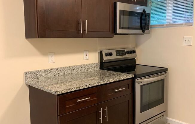 Candler Park Apartments