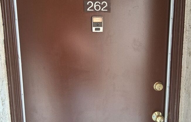 2 beds, 2 baths, 836 sqft, $2,400, Unit 262