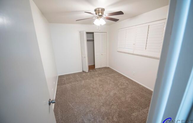 2 beds, 1 bath, 880 sqft, $1,325, Unit 10