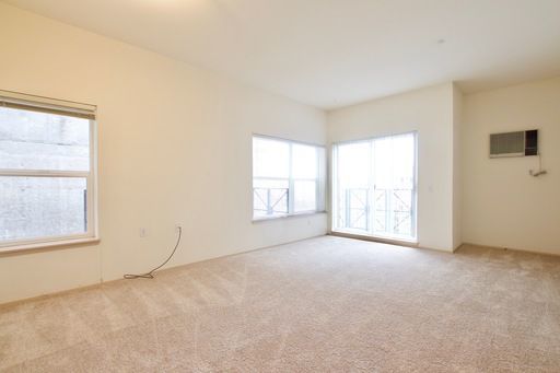 2 beds, 2 baths, 885 sqft, $2,695, Unit 312