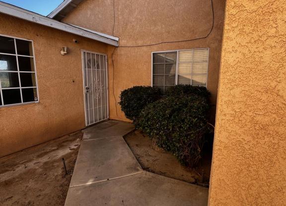 38657 25 ST E