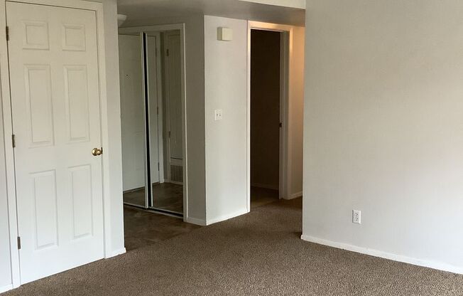 2 beds, 2 baths, $1,700