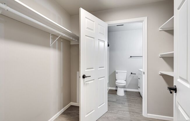 2 beds, 2 baths, 950 sqft, $1,499, Unit 307