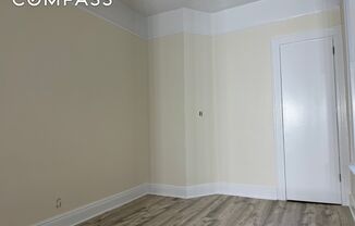 1 bed, 1 bath, $2,560, Unit 2