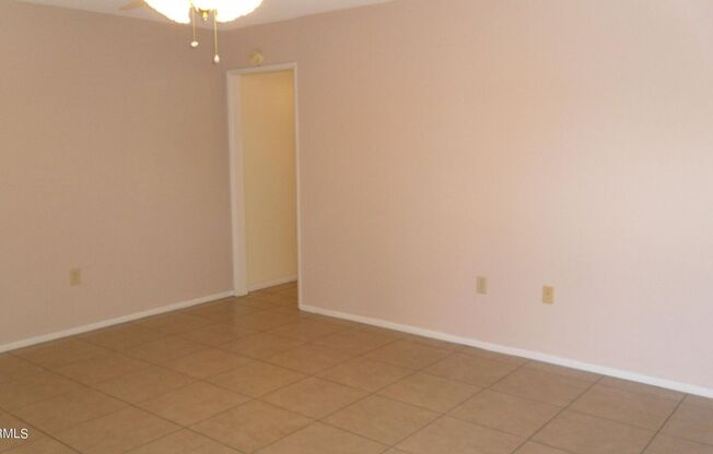 Nice 2 Bed Sun City Home!