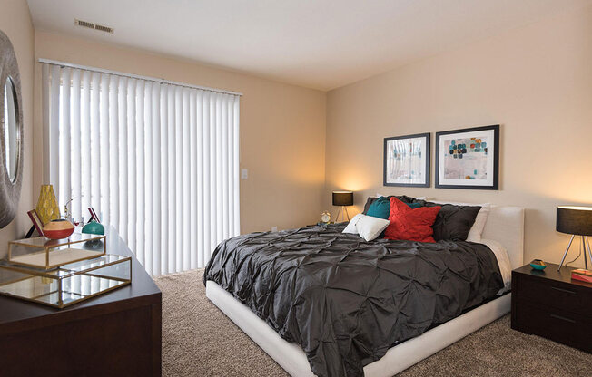 Beautiful Bright Bedroom With Wide Windows at Reflection Cove Apartments, Manchester, MO, 63021