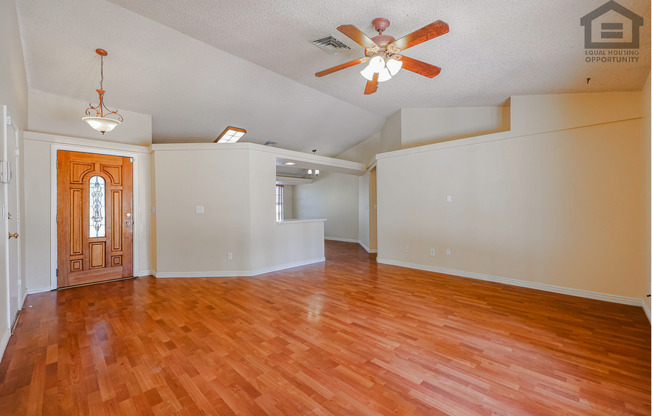 3Bed/2Bath House at 59th Ave/Union Hills! Move-In Ready on 07/30/2026!