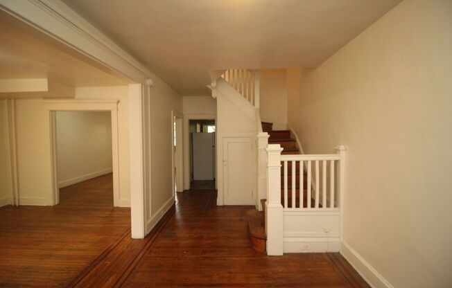 2025/2026 JHU Homewood Off-Campus rental 6bd/2.5ba  w/ W/D! Available 6/9/2025!