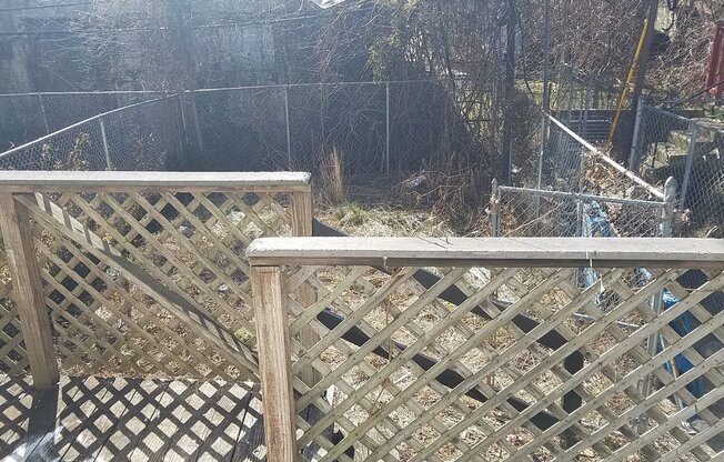 Large Front Porch Row - West Philadelphia