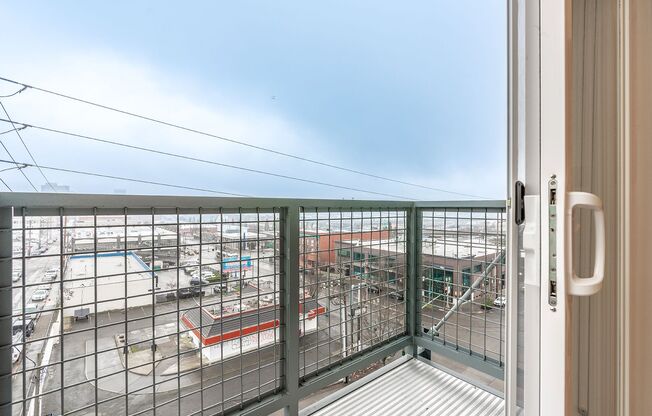 1 bed, 1 bath, 600 sqft, $1,705, Unit 401