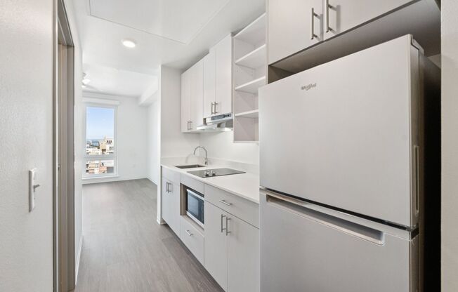 1 bed, 1 bath, 398 sqft, $1,800, Unit 219