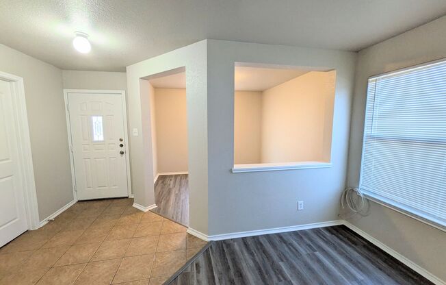 Very Nice 4 Bedroom Home In Convenient Northwest Location!