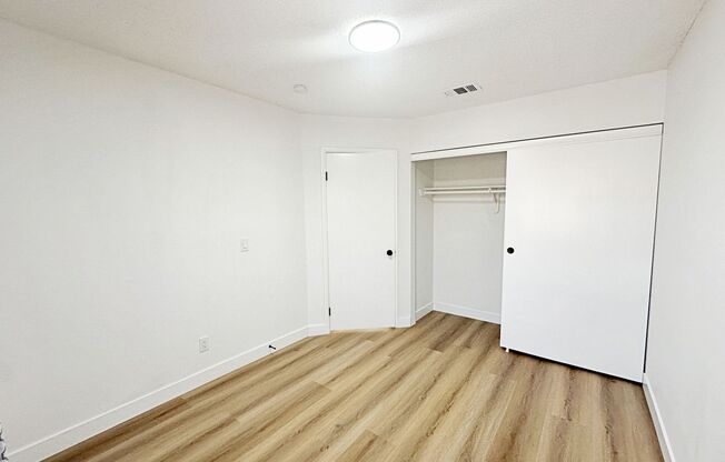 4 beds, 3 baths, $2,400