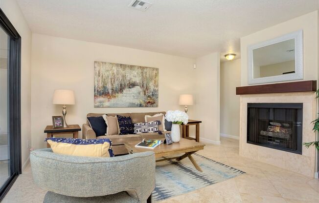 Upgraded Rancho Penasquitos 2 Bedroom at Terra Vista! Available for immediate occupancy!