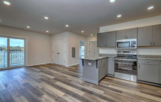 1 bed, 1 bath, 740 sqft, $3,000, Unit Apt 1301