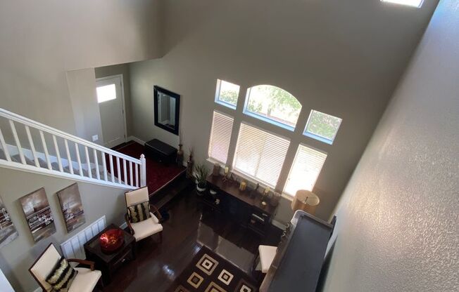 AMERICANA Property Mgmt - Impressive 3beds 2 story house with pool in Summerlin