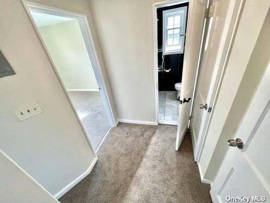 3 beds, 1 bath, 800 sqft, $2,400, Unit 2