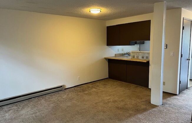 2 beds, 2 baths, 859 sqft, $1,650, Unit 15869