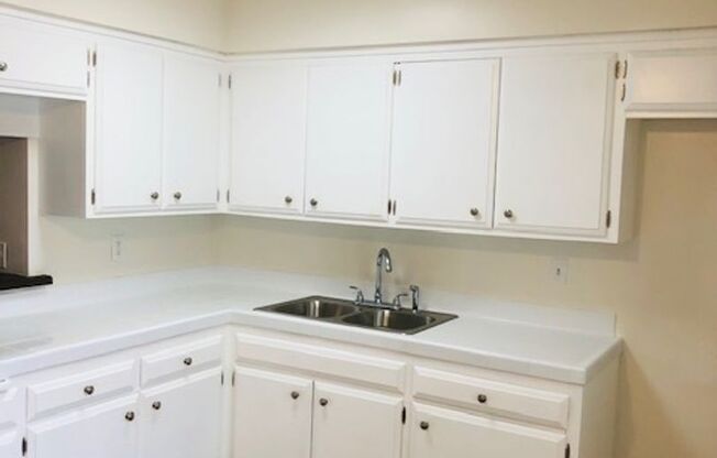 10611 Western LLC