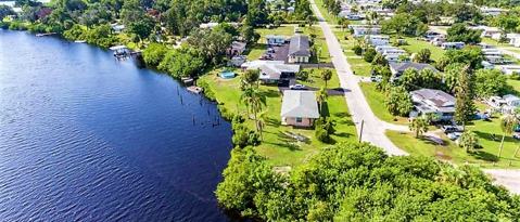 1112 NEPTUNE DR