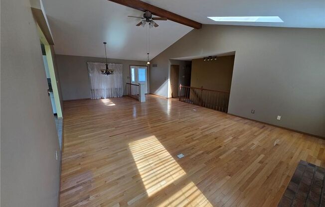 3 beds, 3 baths, 1,659 sqft, $2,900, Unit Rhine Court 3935