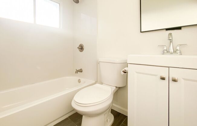 1 bed, 1 bath, $1,550, Unit 2212 C