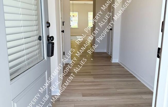 301 SKYE LN