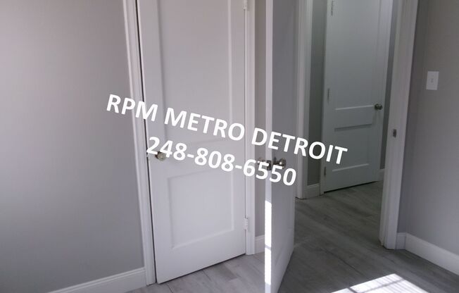 3 beds, 1 bath, $1,595, Unit (OM)