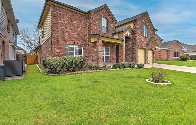 7723 BUCCANEER CIR