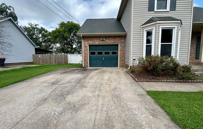 1225 Cobblestone Lane