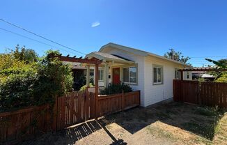 Updated 2 Bed/1 Bath in Whiteaker Neighborhood