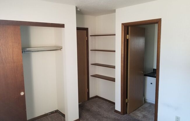 1 bed, 1 bath, 430 sqft, $775, Unit 801-7