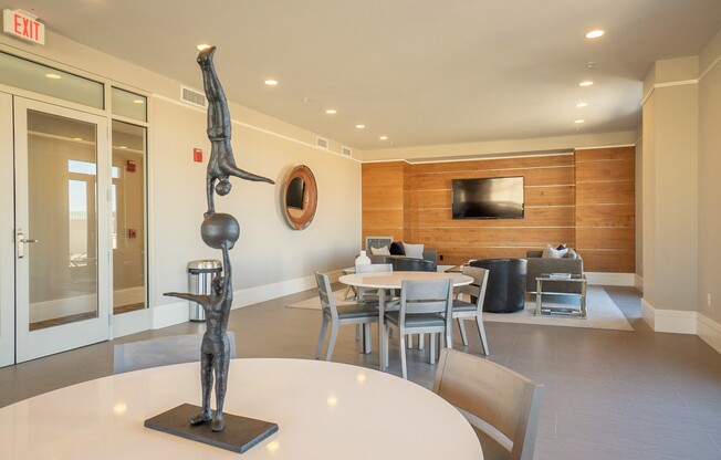 1 bed, 1 bath, $2,850, Unit 802