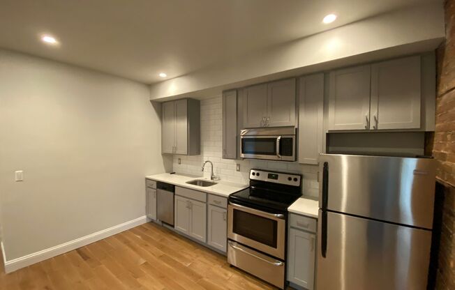 1 bed, 1 bath, 600 sqft, $1,395, Unit 1-8