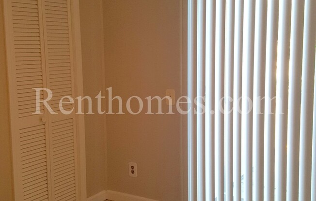 3 beds, 1 bath, $3,500