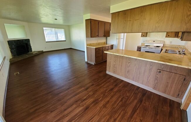 Amanda Lane Duplexes