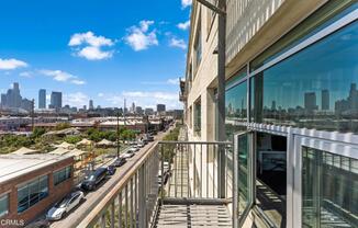 1 bed, 1 bath, 950 sqft, $3,700, Unit 427