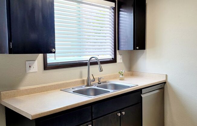 Auburn Triplex