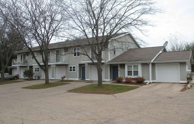 West Side 1 Bedroom Apartments!