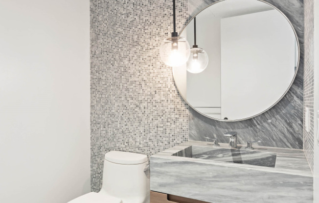 1 bed, 1.5 baths, 852 sqft, $7,500, Unit 21G