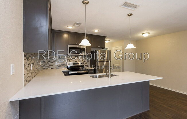 1 bed, 1 bath, 532 sqft, $1,020, Unit 330