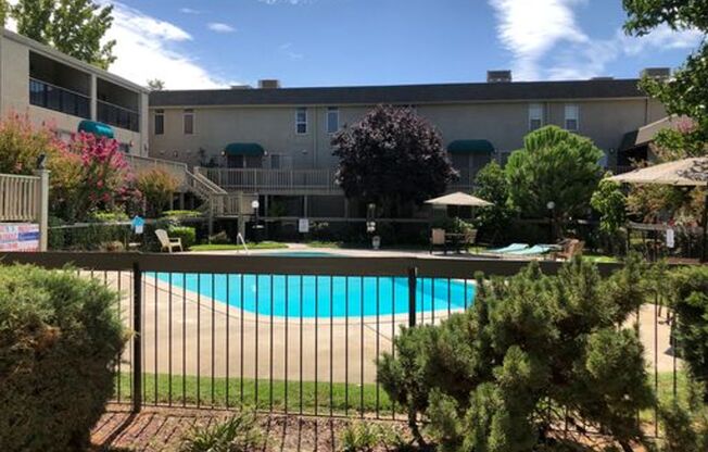 2511 Northrop Avenue - Pavilion Townhomes