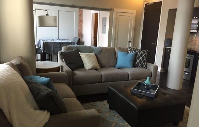 2 beds, 1 bath, 800 sqft, $1,650, Unit 3N