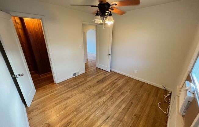 3 beds, 1 bath, $2,595