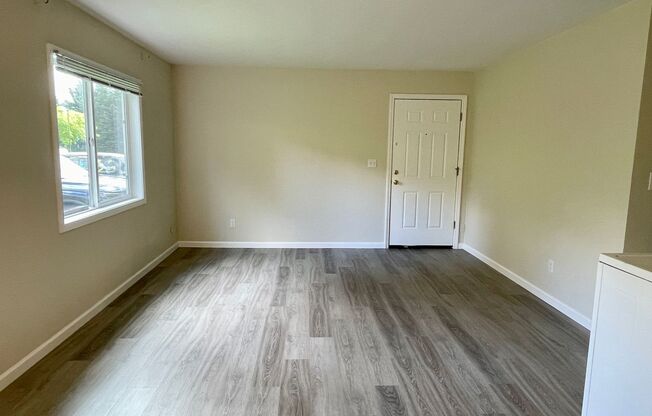 Cozy 2 Bedroom Duplex Located in a Great Location Close to Washington Square. Water/Sewer Included in Rent.