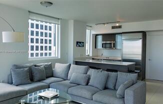 500 Brickell Ave